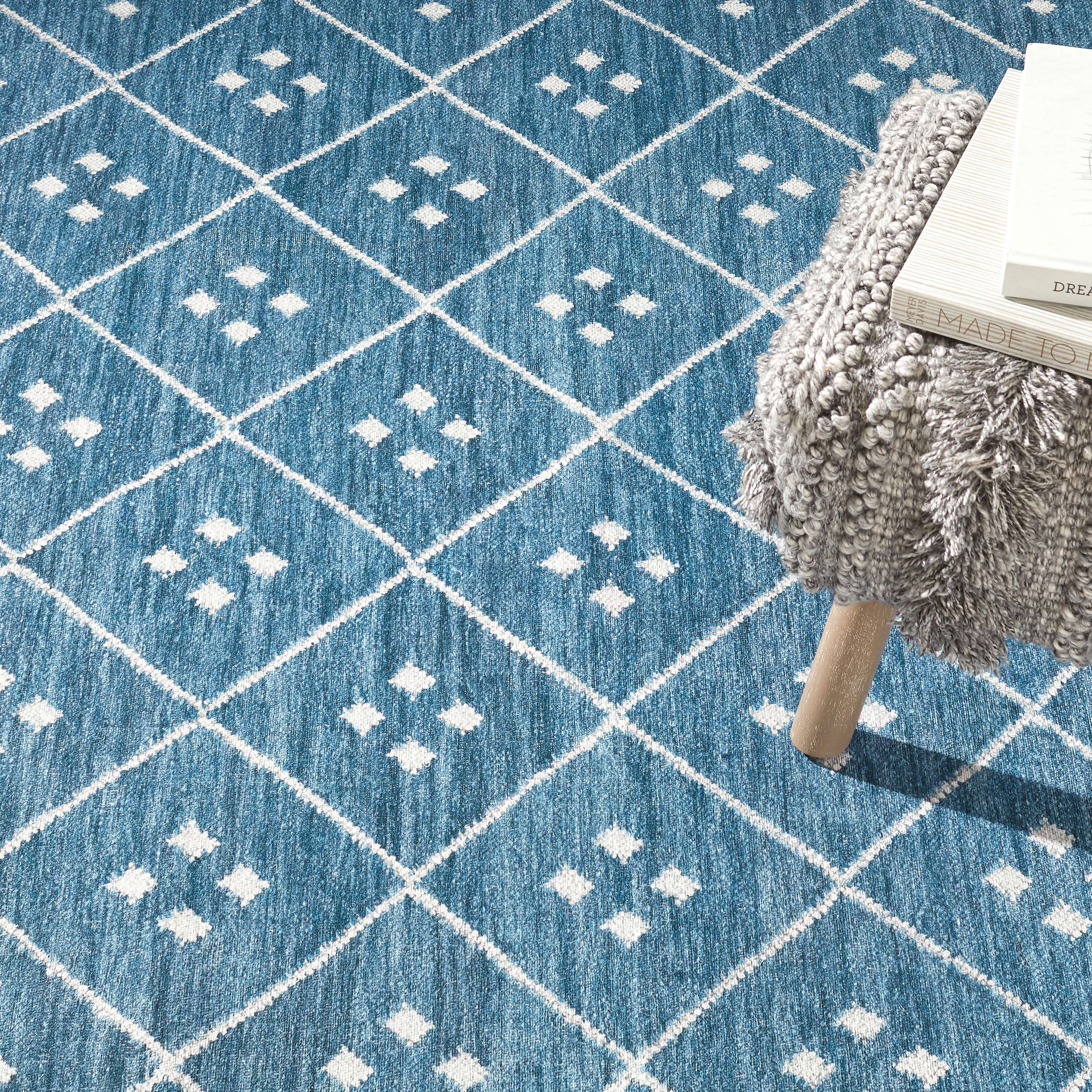 Kota-Indigo-Washable-Rug_DA2042_beauty_1.jpg