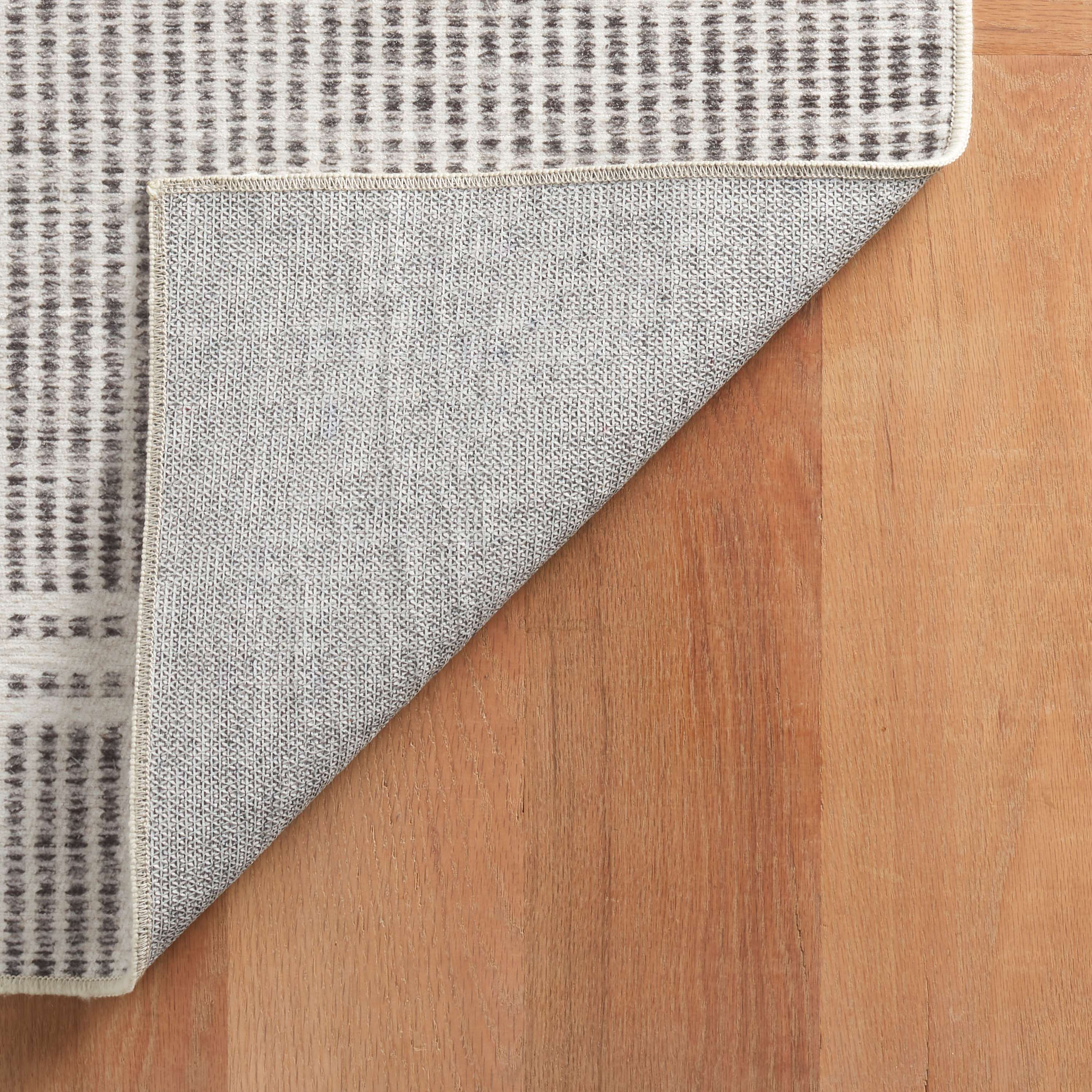 Malta-Grey-Washable-Rug_DA2044_backing-detail.jpg